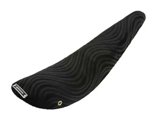 20" Banana Saddle Velour Black. 1