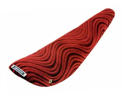 20" Banana Saddle Velour Red. 1
