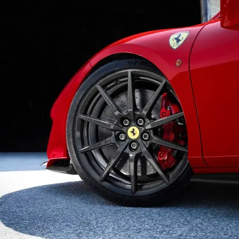 20" Ferrari Sf90 Oe Carbon Fiber Wheels 1