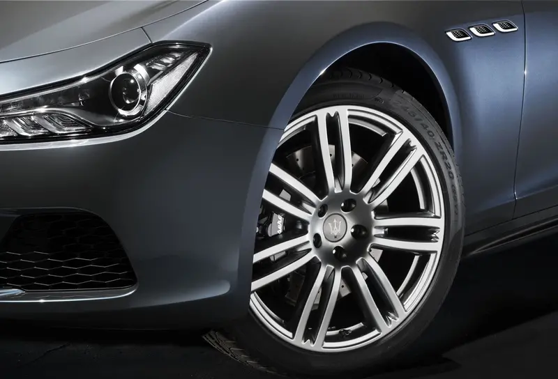 20” Maserati Ghibli Urano Oe Complete Wheel Set 1