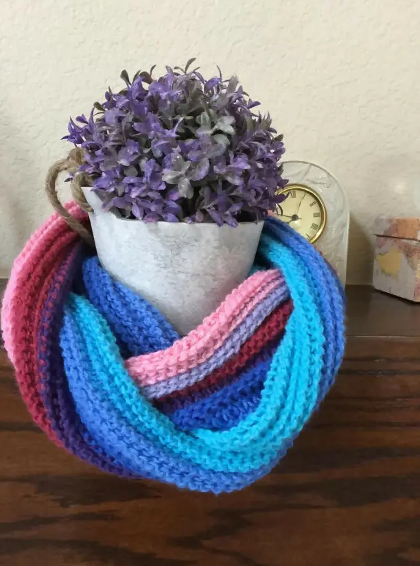 Ahana Infinity Scarf (Crochet) 1