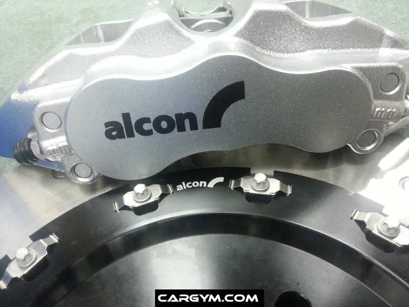 Alcon Monobloc 6 Pot Brake Kits 2