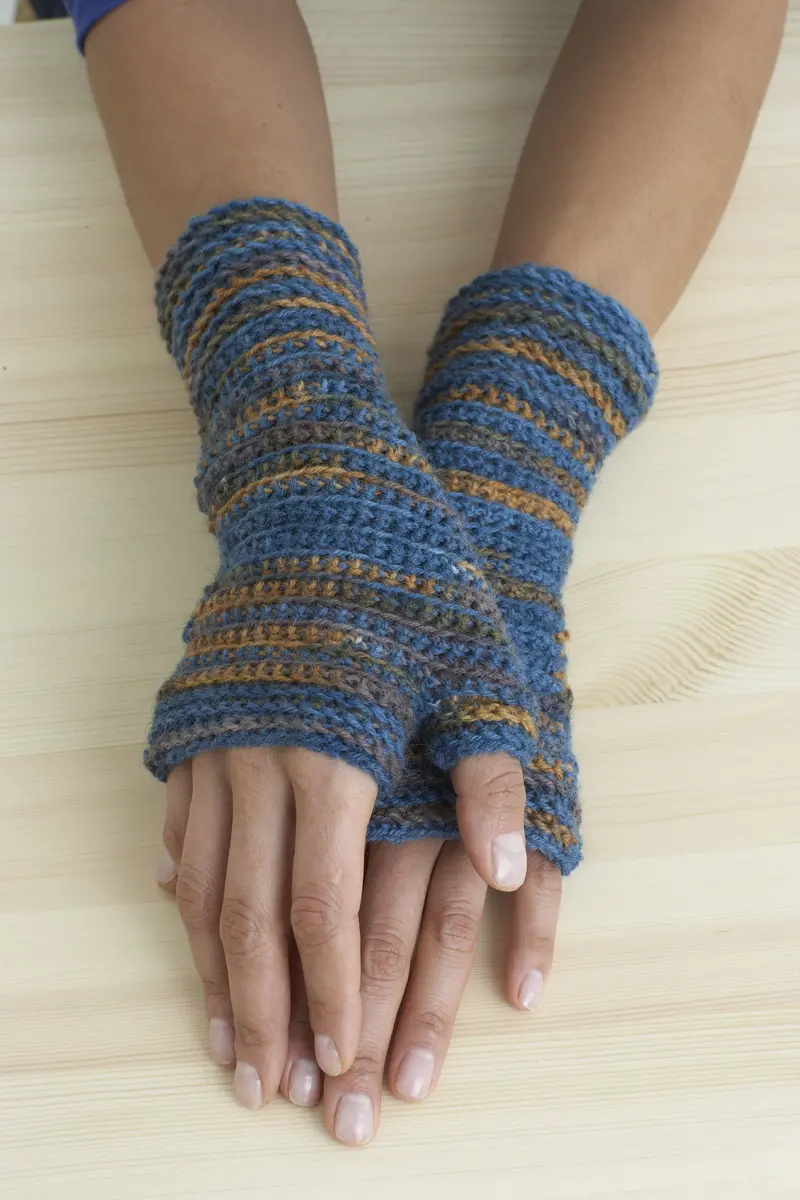 All Season Wristers (Crochet) 1