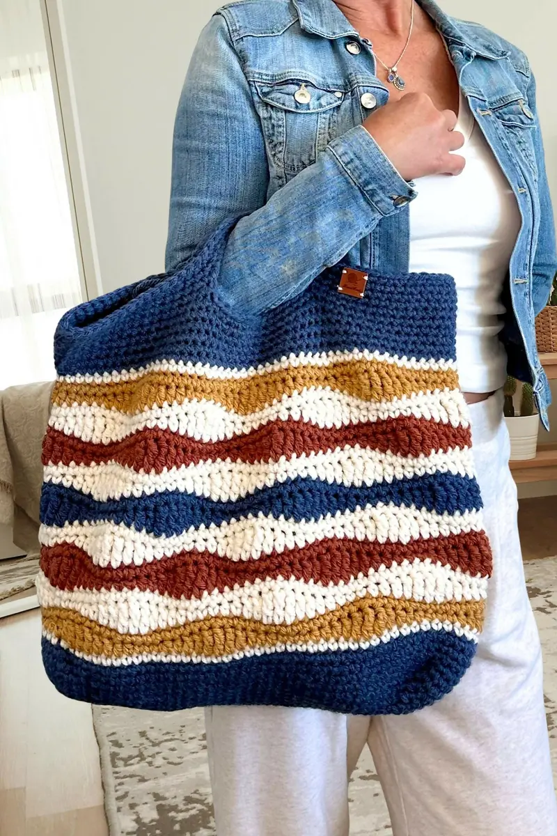 Amelia Tote Bag (Crochet) 1