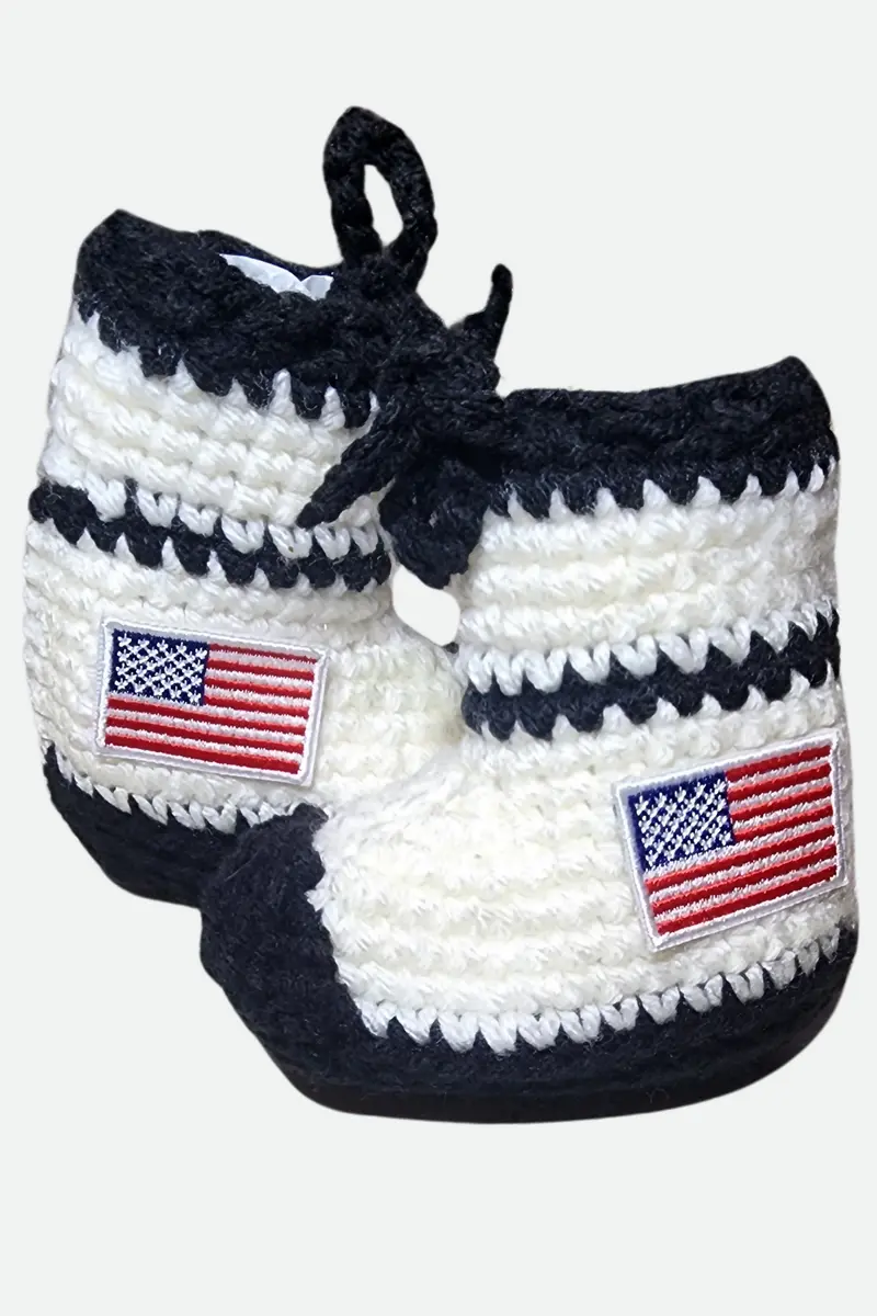 Astronaut Baby Booties (Crochet) 1