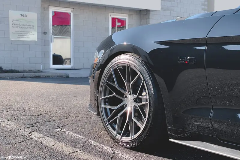 Avant Garde M520-R Dark Graphite Mallic 3