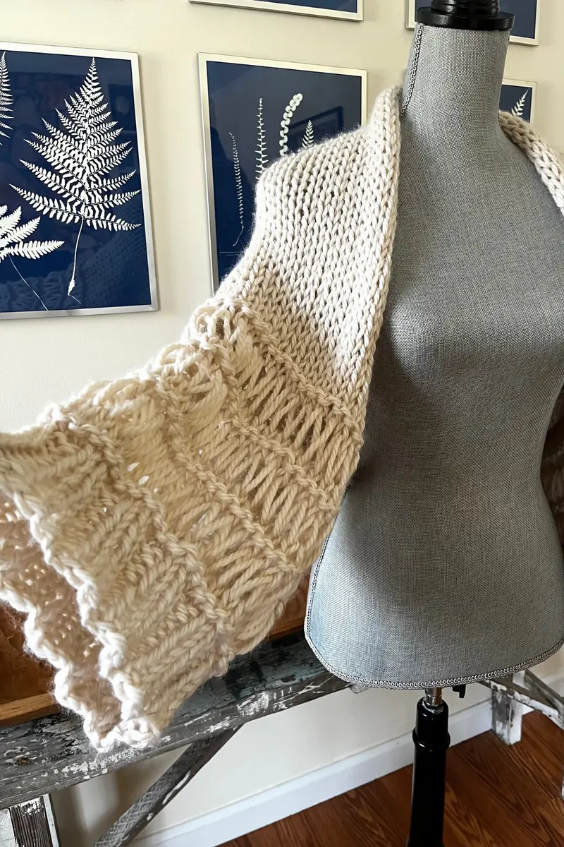 Beachfront Bolero (Knit) 1