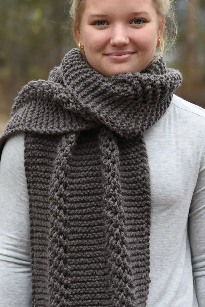 Bennet Blanket Scarf (Knit) 1