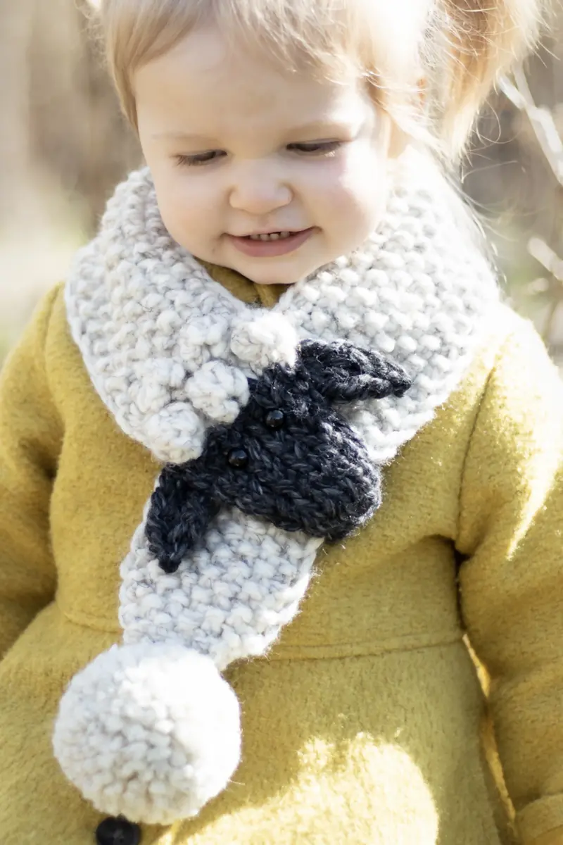 Black Sheep Scarf (Knit) 1