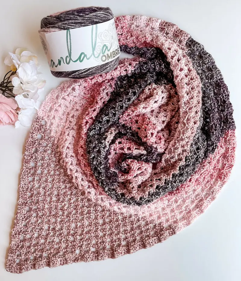 Blushing Moon Scarf (Crochet) 2