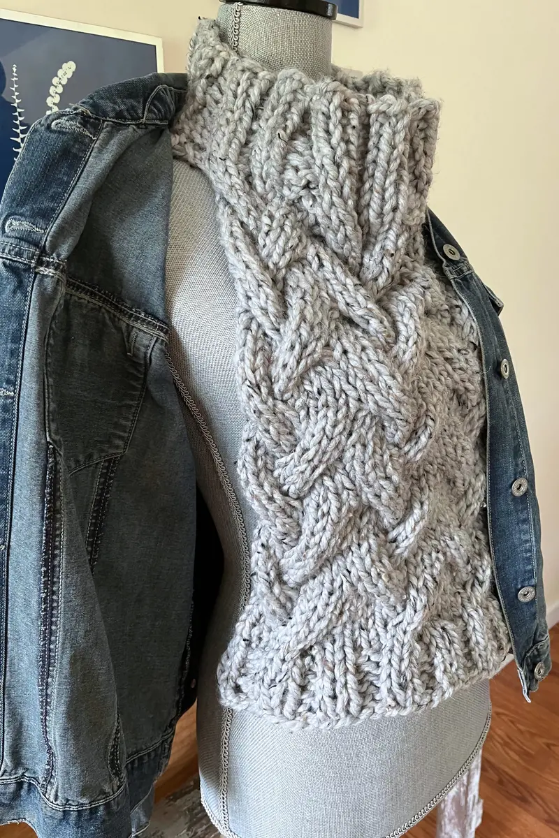 Braided Cable Dickie (Knit) 1