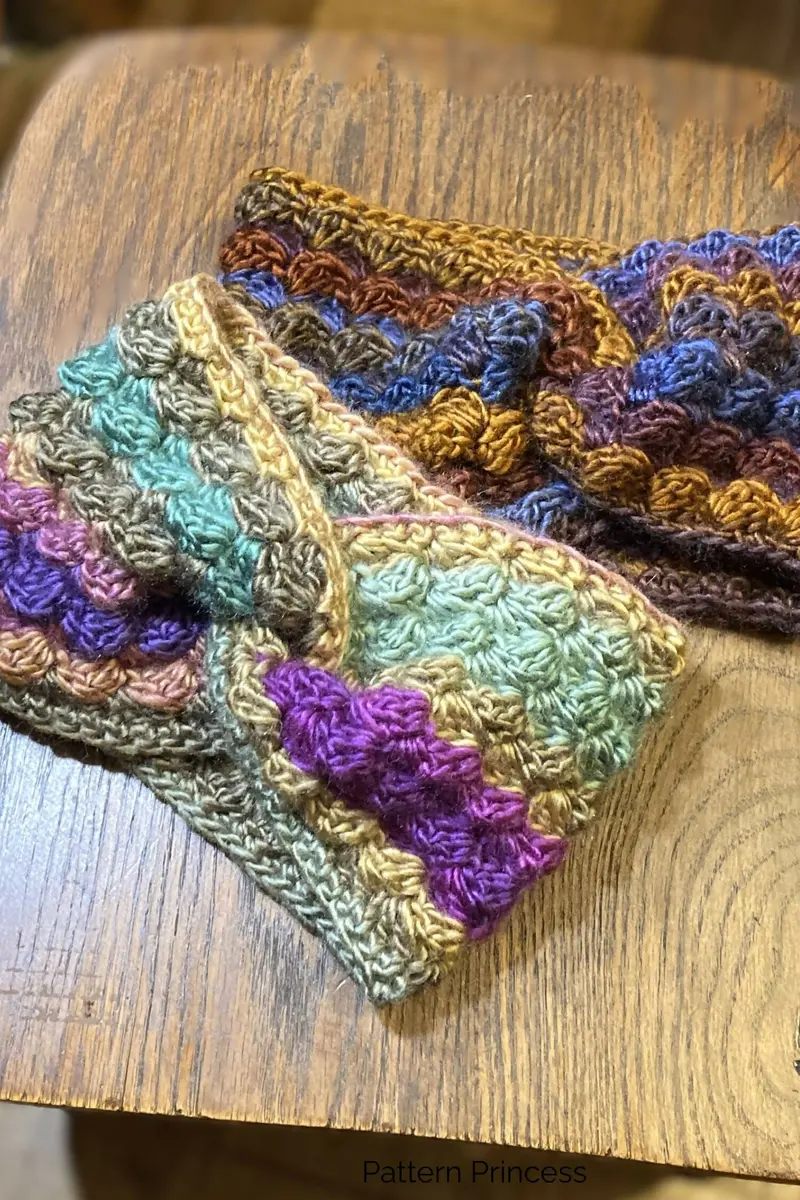 Bramble Twist Easy Ear Warmer (Crochet) 2