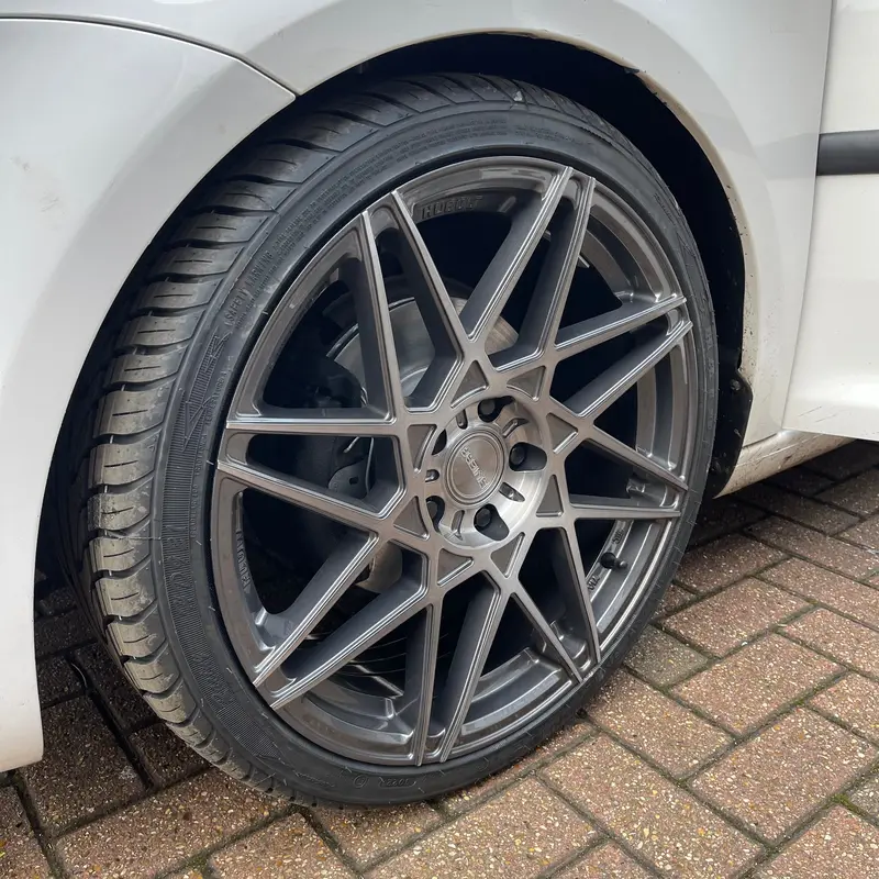 Caddy Riviera Rf2 19” Wheel & Tyre Package 1