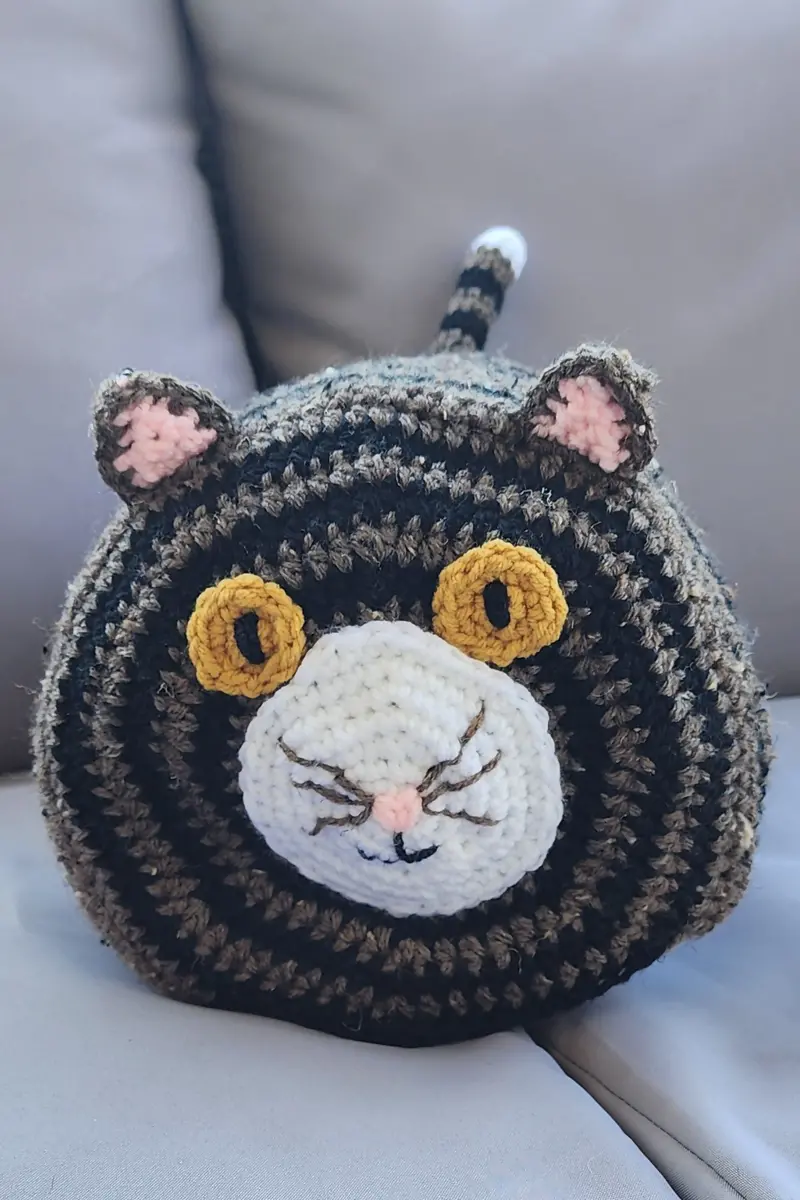 Cat Nap Buddy (Crochet) 1