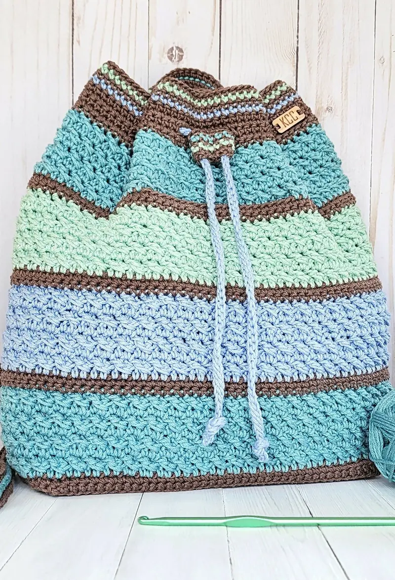 Color Wave Backpack (Crochet) 1