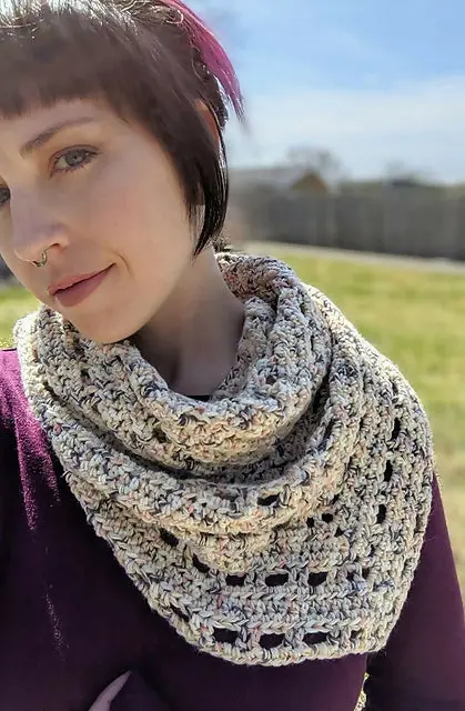 Comfy Cotton Shawlette (Crochet) 1