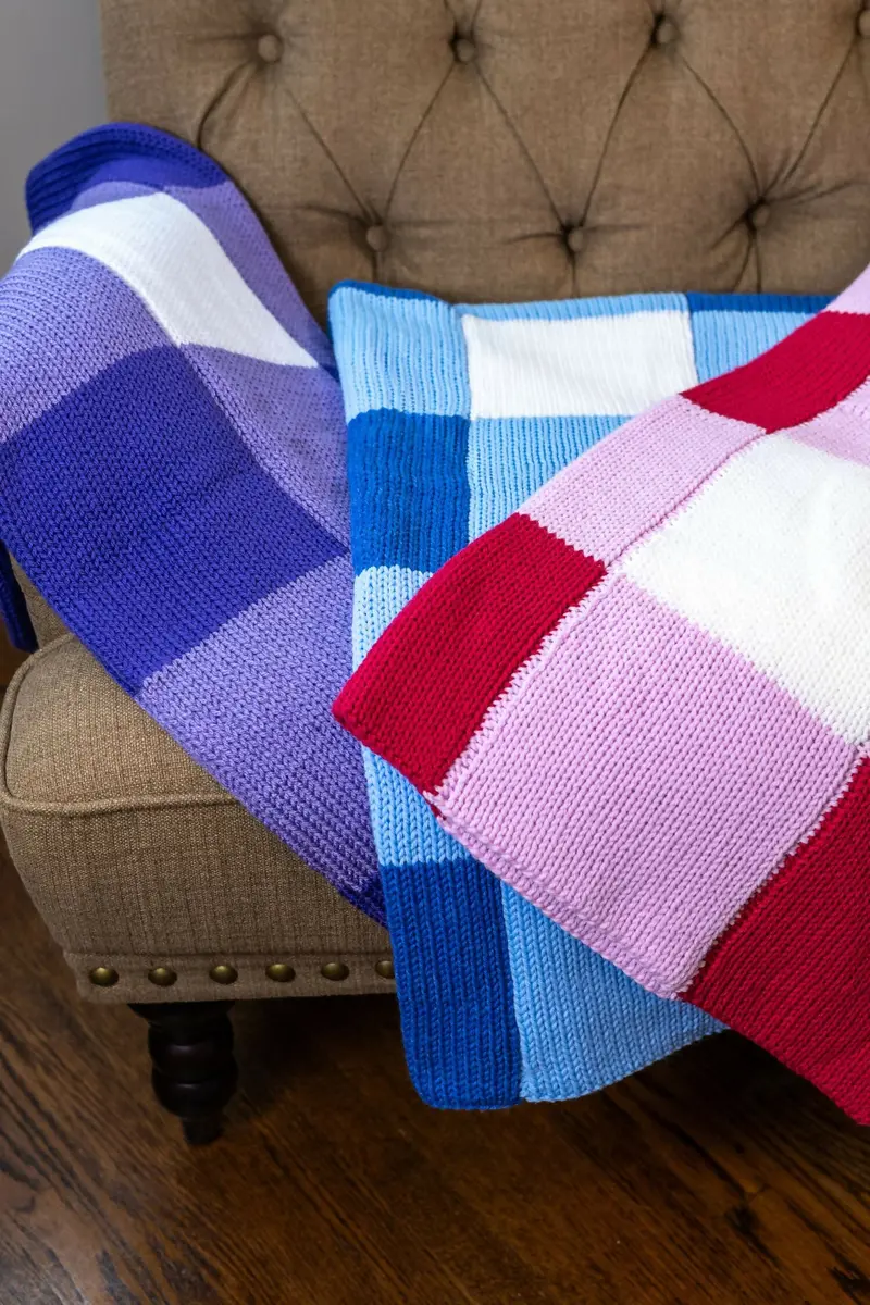 Contemporary Checks: The Updated Gingham Blanket (Circular Knitting Machine) 1