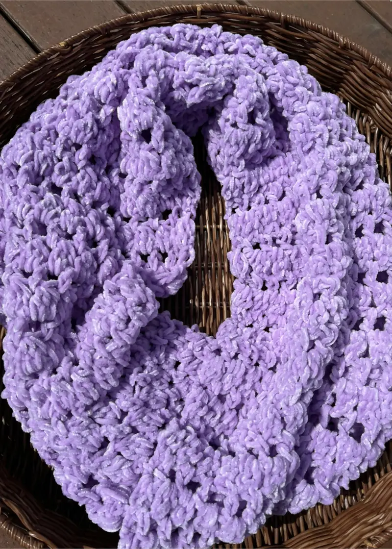 Cosy Crochet Cowl (Crochet) 1