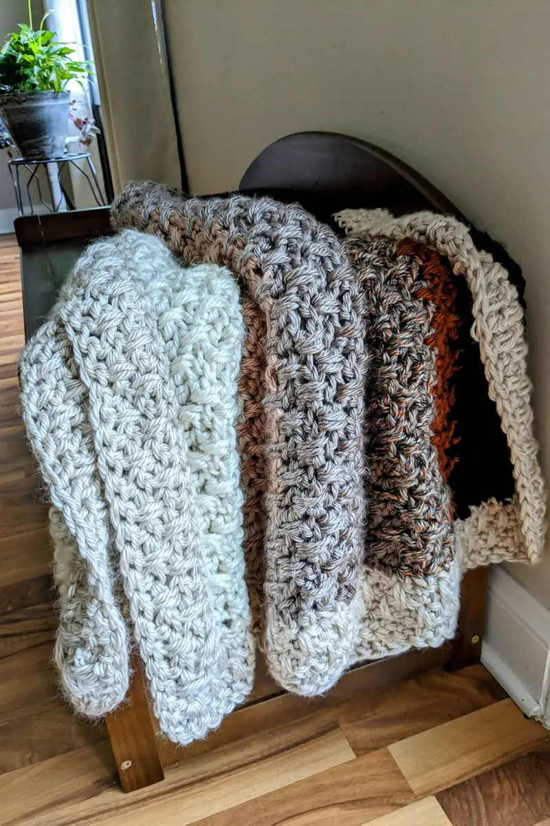 Cozy Double Crochet Spike Stitch Baby Blanket (Crochet) 2