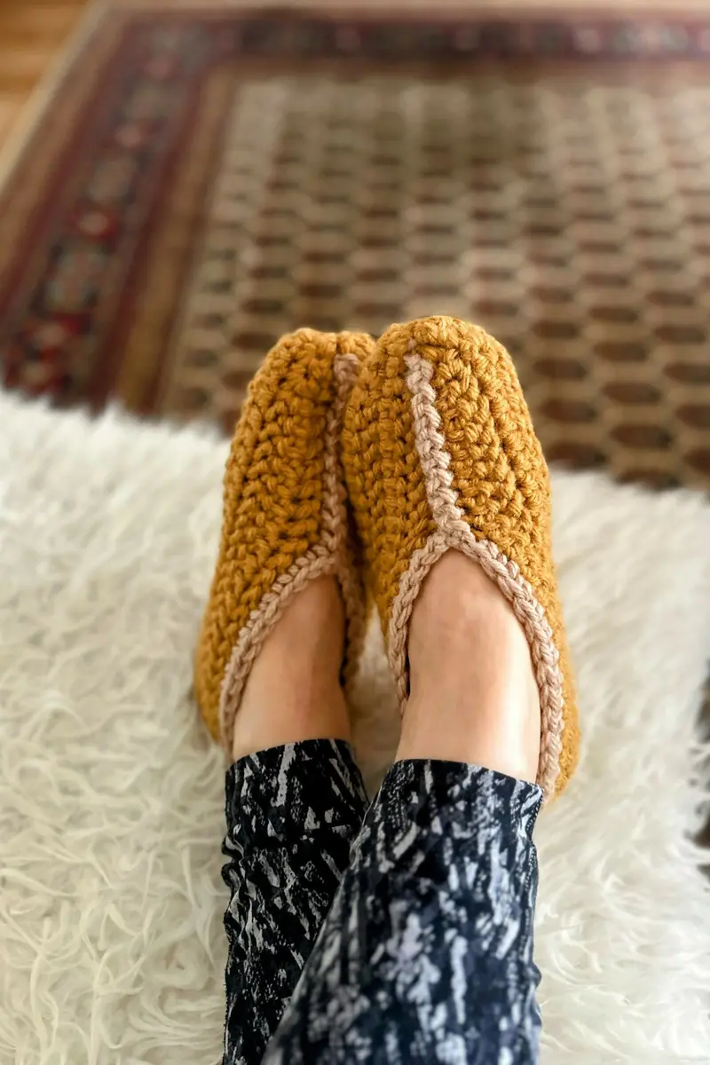 Cozy Slippers (Crochet) 1