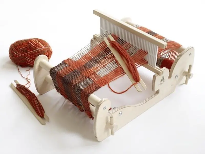 Cricket Loom Kit: 10” Weaving Width 1