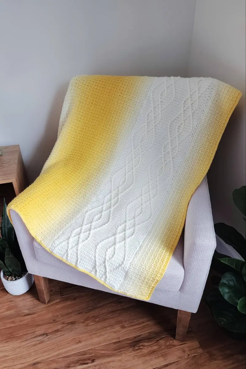 Crochet Kit - Aelia Cabled Blanket 1