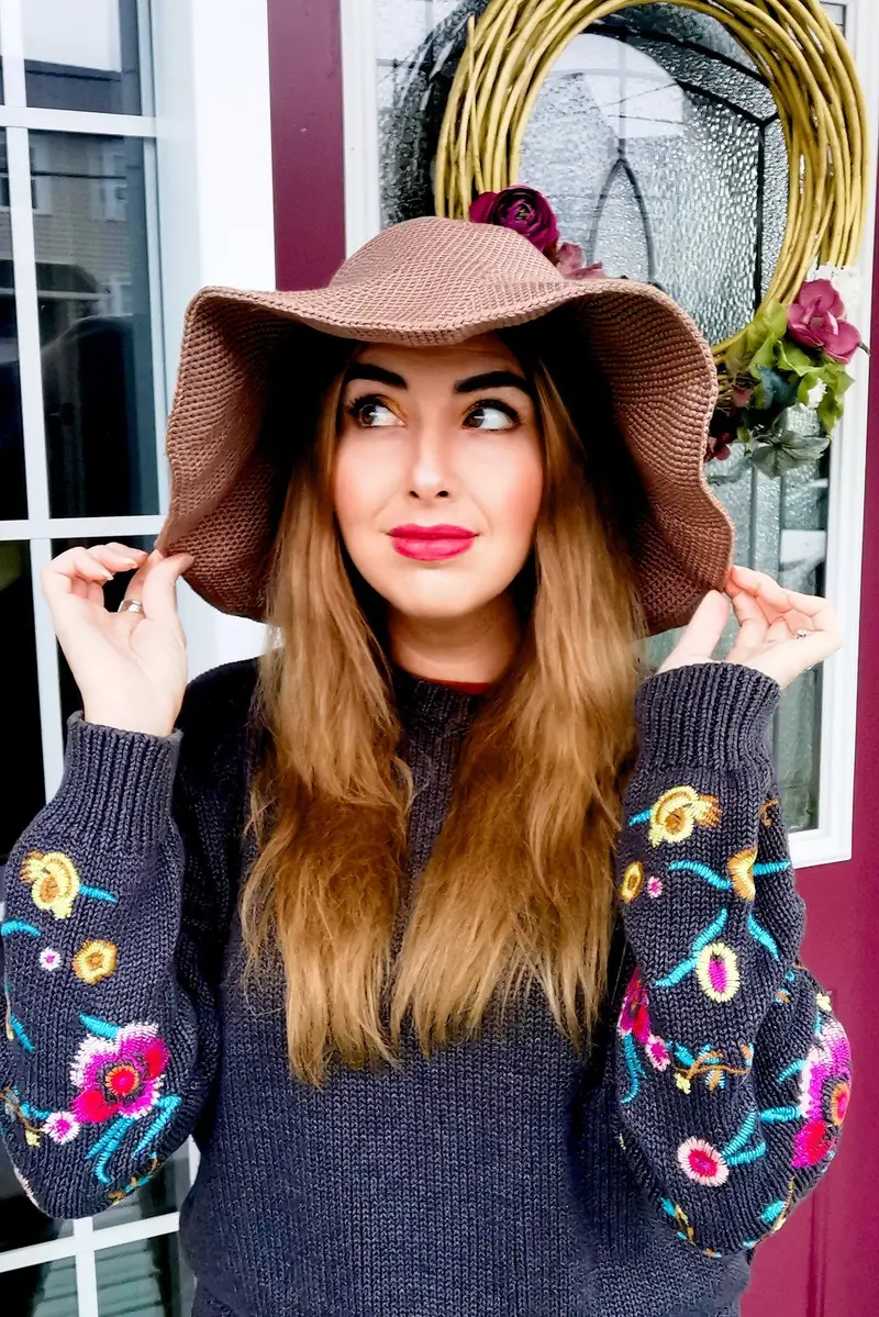 Crochet Kit - Alexis Floppy Hat 1