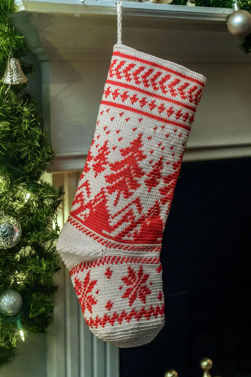 Crochet Kit - Aspen Stocking 1