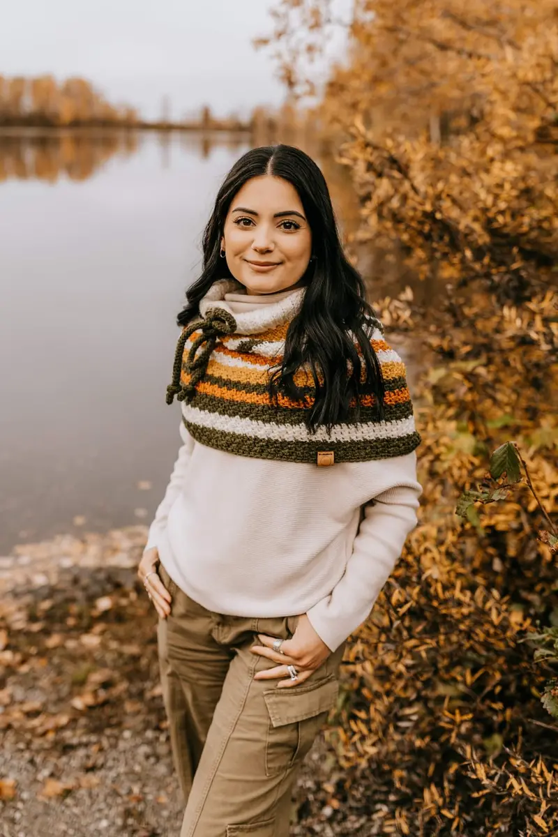 Crochet Kit - Aurelia Crochet Cowl 1