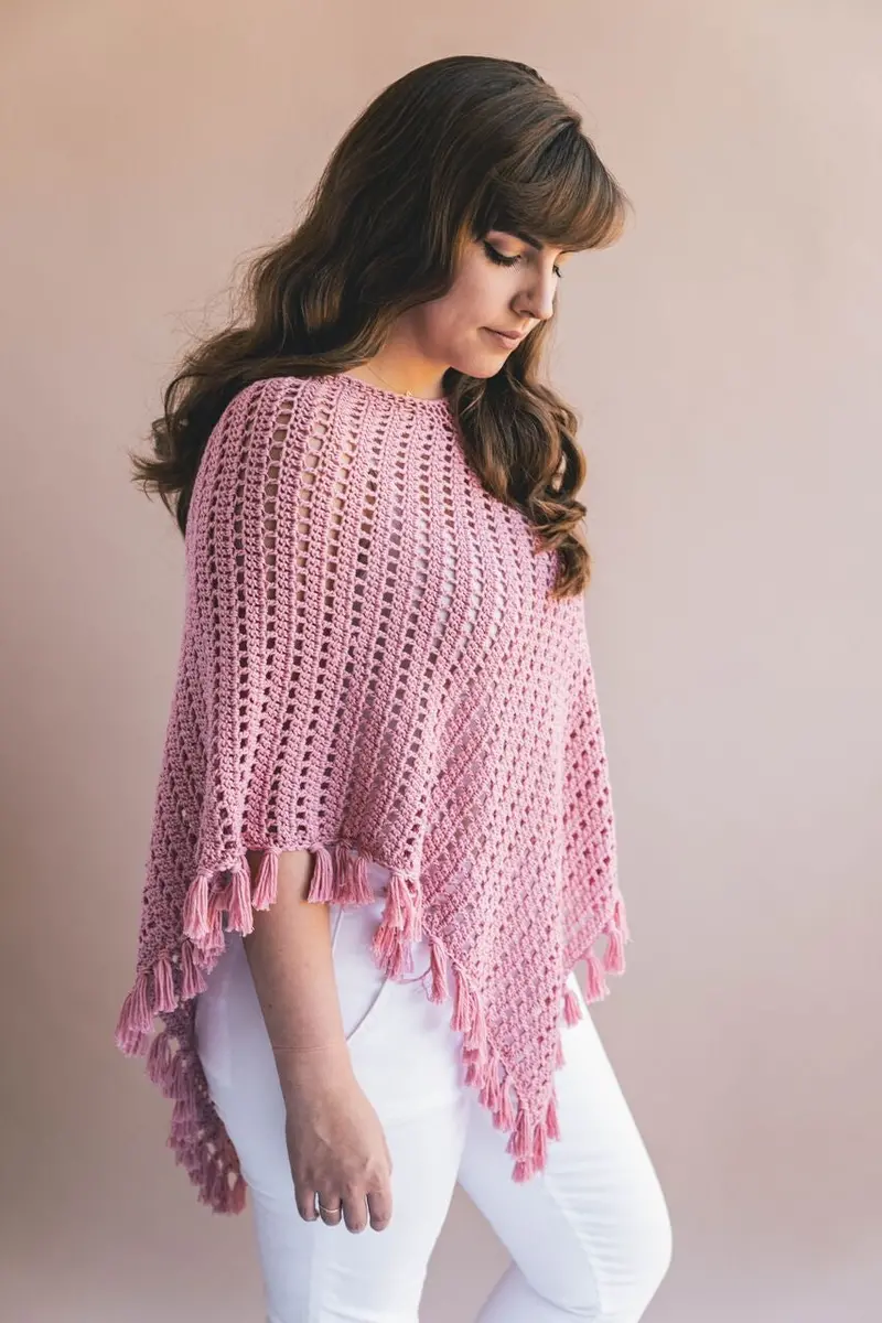 Crochet Kit - Ava Fringed Poncho 1