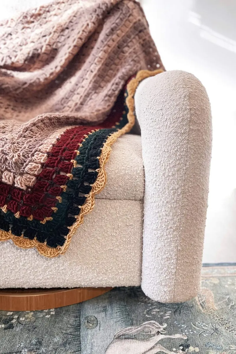 Crochet Kit - Bearclaw Throw 1
