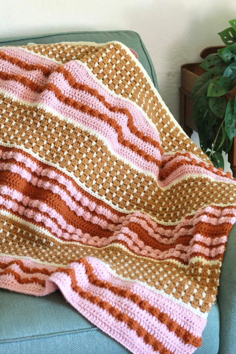 Crochet Kit - Bobbles And Blocks Blanket 1