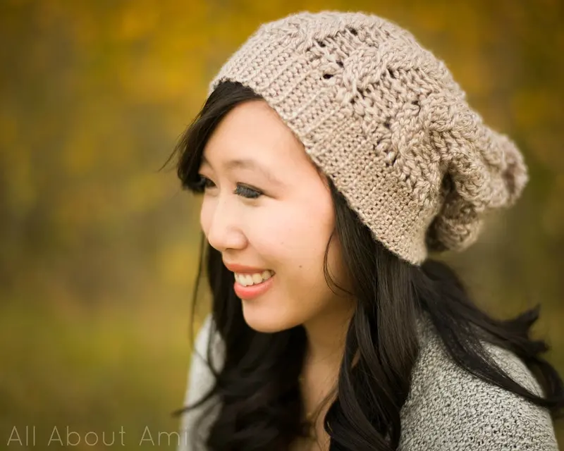Crochet Kit - Cabled Slouchy Beanie 1