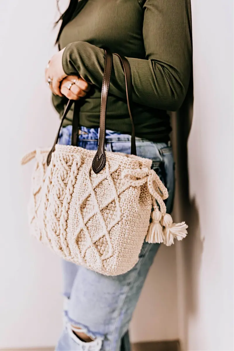 Crochet Kit - Charlene Wool Cabled Purse 2