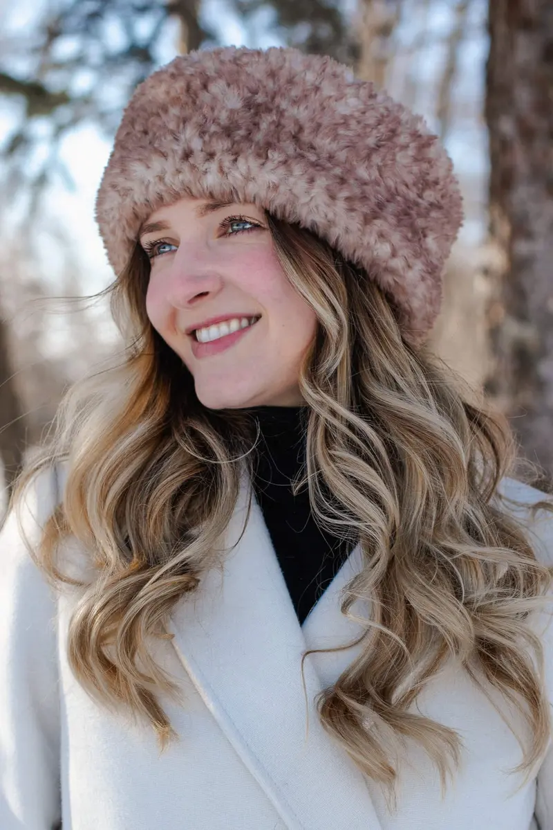 Crochet Kit - Chateau Pillbox Hat 1