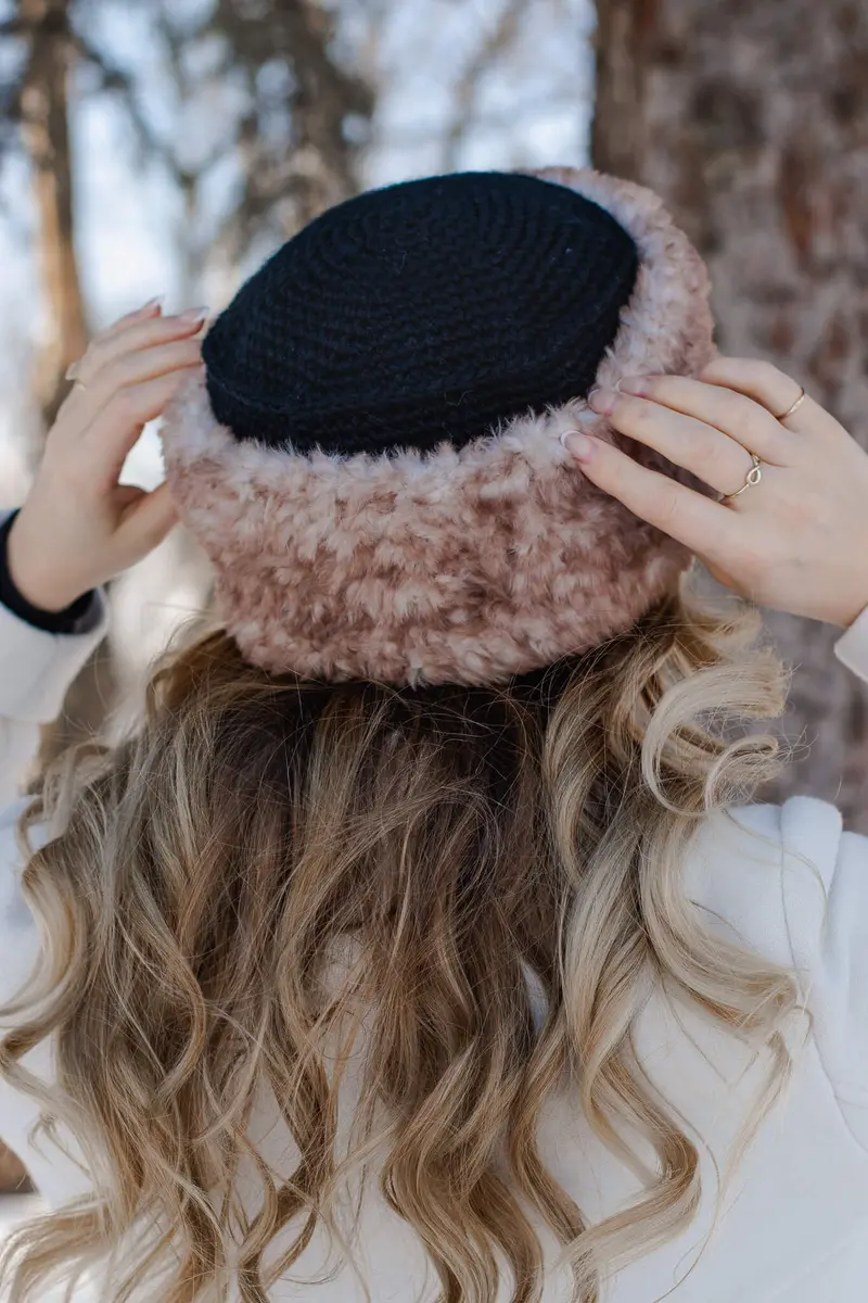 Crochet Kit - Chateau Pillbox Hat 2