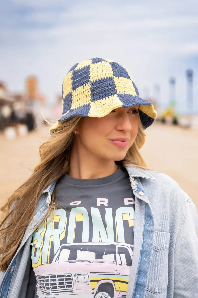 Crochet Kit - Checkered Bucket Hat 1