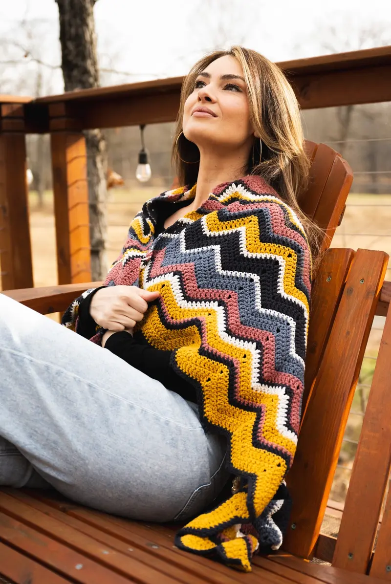 Crochet Kit - Chevron Throw With 2 Bonus Patterns 1