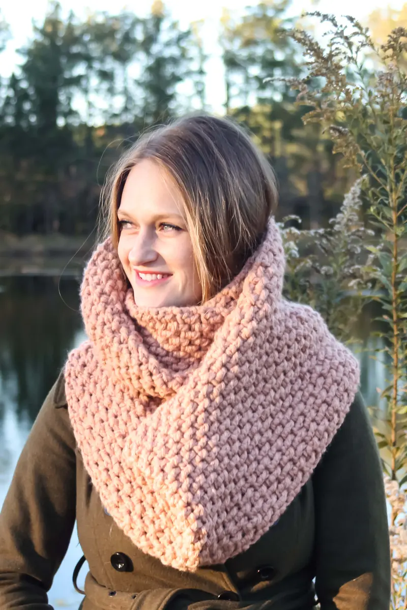Crochet Kit - Chunky Infinity Cowl 1