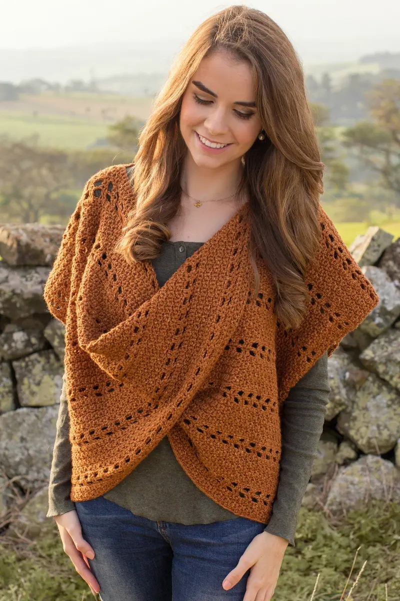 Crochet Kit - Cinnamon Roll Pullover Sweater 1