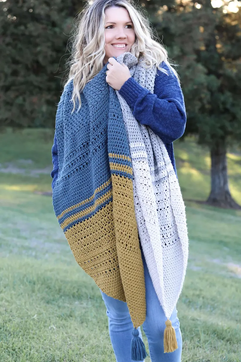 Crochet Kit - Cirrus Wrap 1