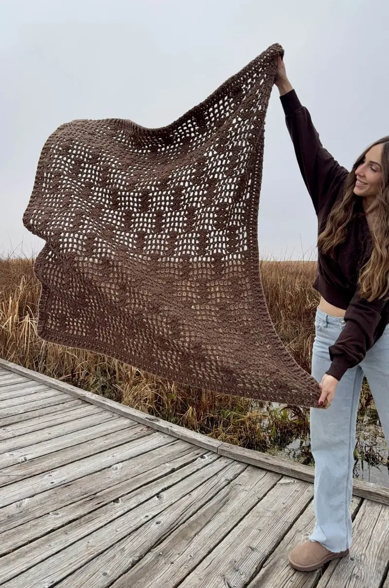 Crochet Kit - Cottage Lattice Throw 1