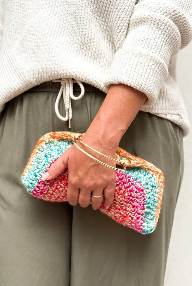 Crochet Kit - Crescent Clutch 1