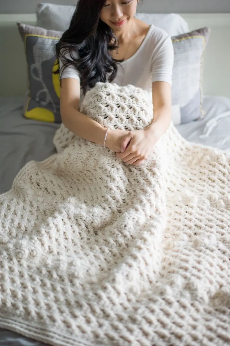 Crochet Kit - Cross Bobble Blanket 1