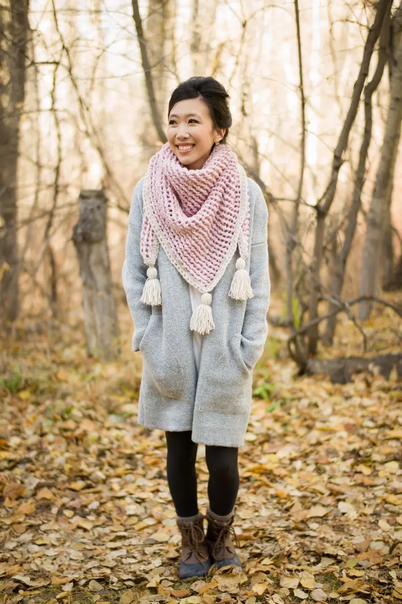 Crochet Kit - Crosswinds Triangle Scarf 1