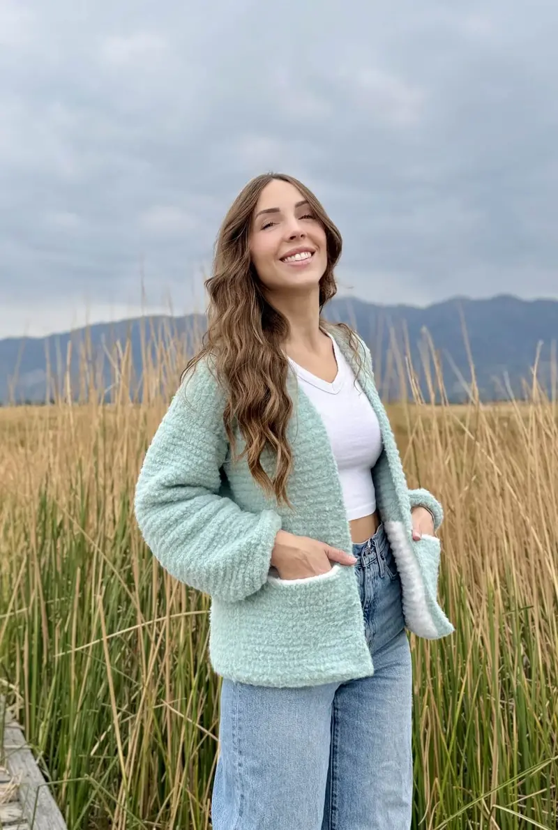 Crochet Kit - Daisy Daydream Cardigan & Bonus Beanie 2