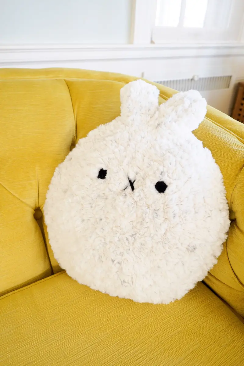 Crochet Kit - Dapper Bunny Pillow 1