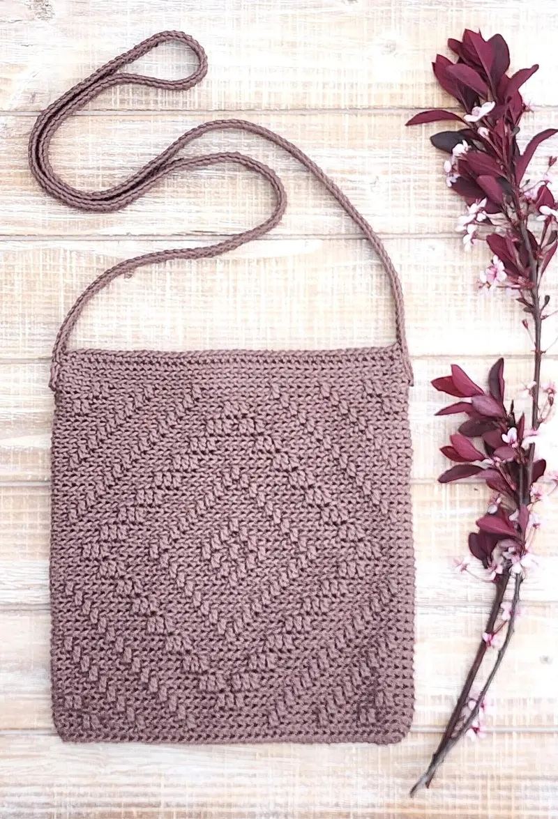 Crochet Kit - Diamond Peaks Crossbody Bag 2