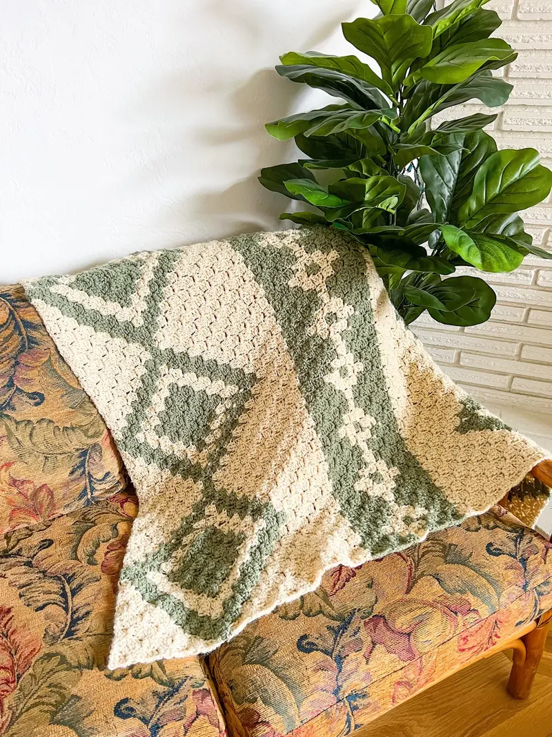 Crochet Kit - Diamond Reflections Quilt 2