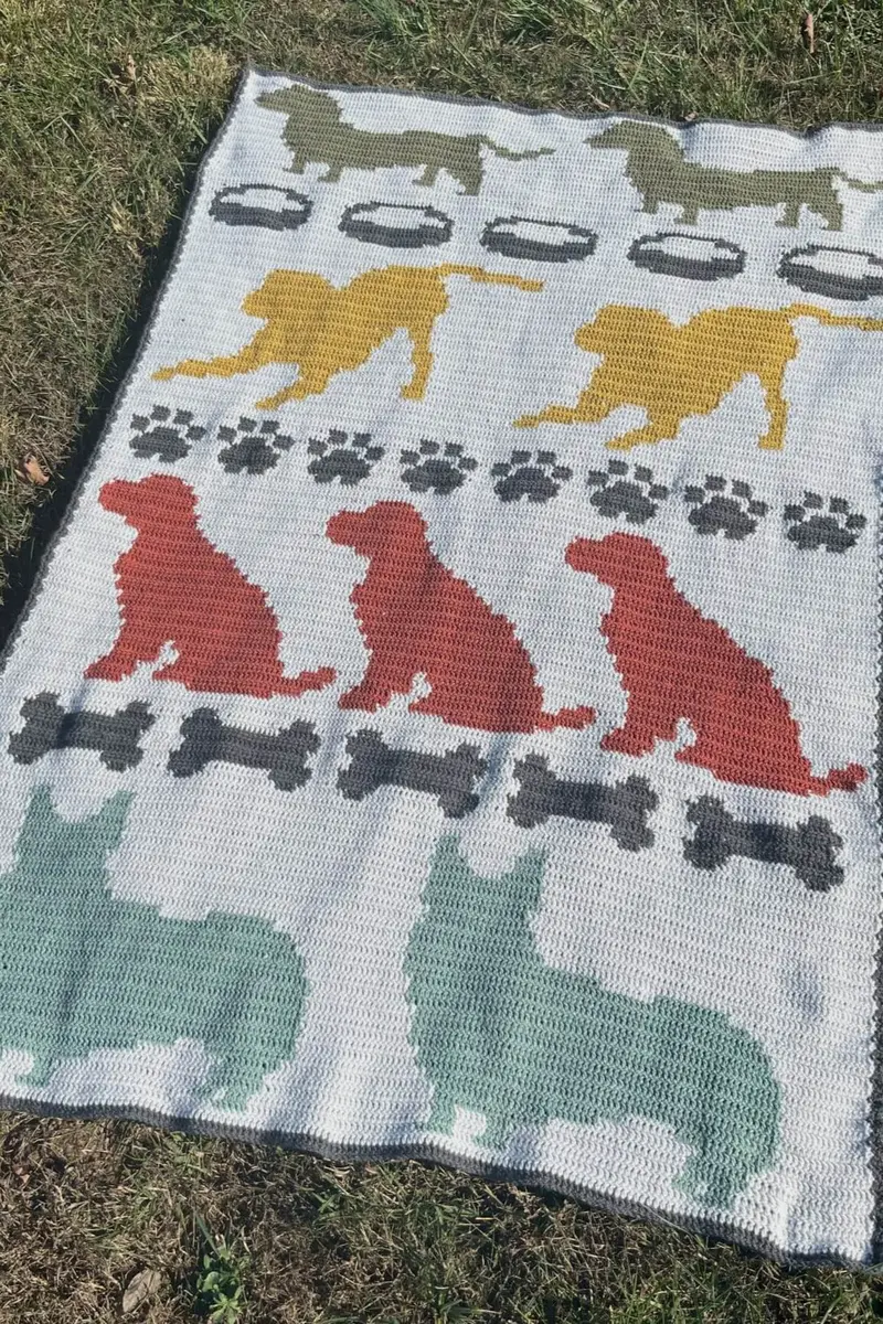 Crochet Kit - Dog Days Blanket 1